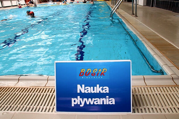 Na białostockich basenach ruszają nowe kursy nauki pływania