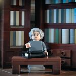 Wisława Szymborska jako postać Lego. Stworzył ją białostoczanin