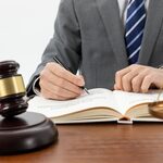 Jak wybrać najlepszą kancelarię prawną?