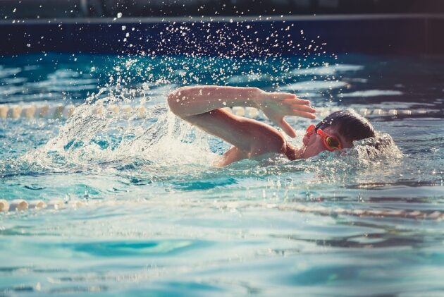 Ponad 7 tys. dzieci z województwa podlaskiego korzysta z darmowej nauki pływania