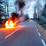 Samochód niespodziewanie stanął w płomieniach 