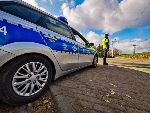 Jechał traktorem "po kieliszku". Zgłosił to świadek 