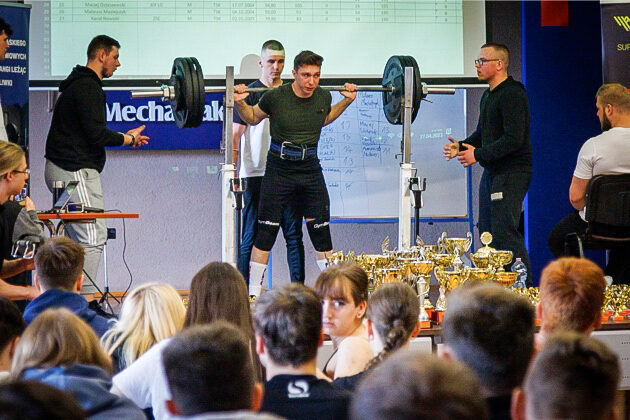 Sporty siłowe mają się dobrze. W "Mechaniaku" rozegrano ważne mistrzostwa