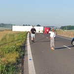 Ciężarówka zablokowała S8 w stronę Warszawy