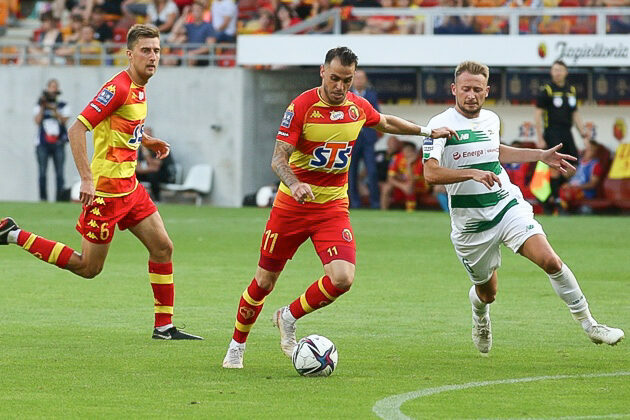 Podział pieniędzy. Ekstraklasa daje coraz więcej, a Jagiellonia dostaje coraz mniej