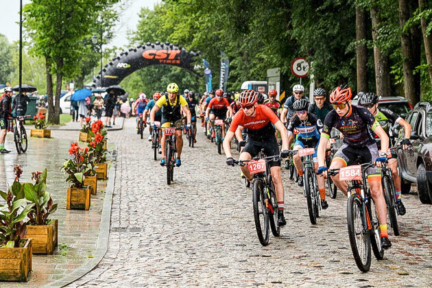 Trudna trasa, a do tego deszcz. Za nami kolejny wyścig z cyklu Maratonów Kresowych