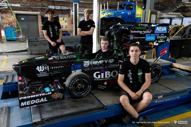 Bolid z Politechniki Białostockiej startuje w Formula Student Romania