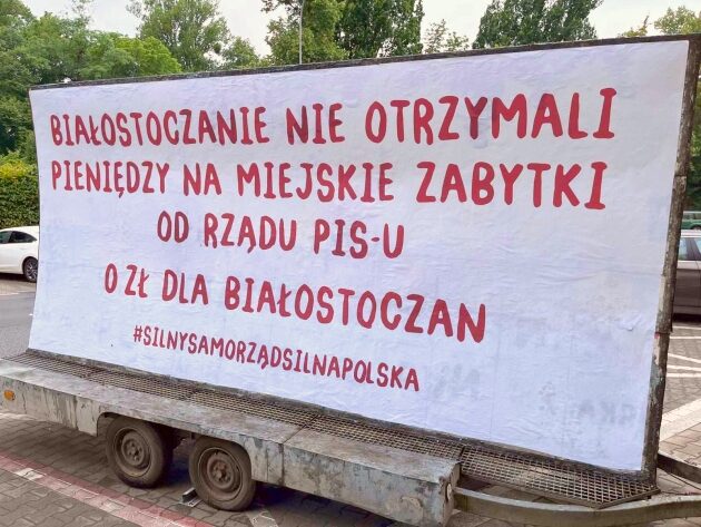 Rząd nie daje pieniędzy białostoczanom. Billboardowa akcja miasta