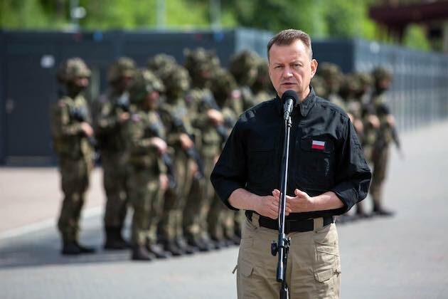 Białoruskie śmigłowce nad Białowieżą. Poinformowano NATO