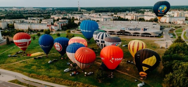 Białostockie niebo pełne kolorowych balonów, czyli V Fiesta Balonowa "Dolina Narwi"