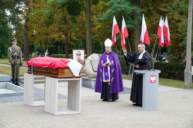 Gen. Ludwik Kmicic-Skrzyński spoczął w Białymstoku [ZDJĘCIA]