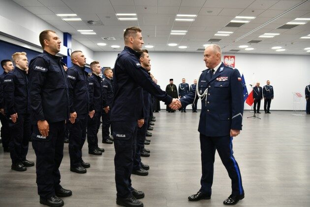 Nowi policjanci złożyli ślubowanie