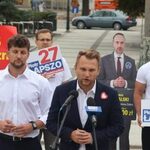 Otwarcie "Alei Milionerów PiS". "Dla Polaków drożyzna, dla nich miliony"