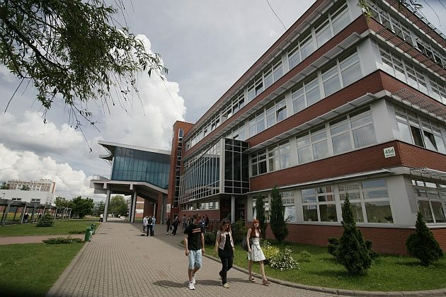 Są jeszcze wolne miejsca na Politechnice. Uczelnia zaprasza przyszłych studentów