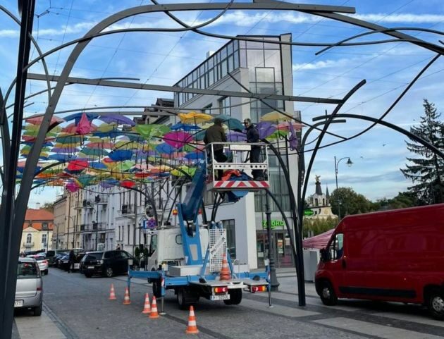 Parasolki zniknęły przedwcześnie z ul. Kilińskiego. Miasto podało powód