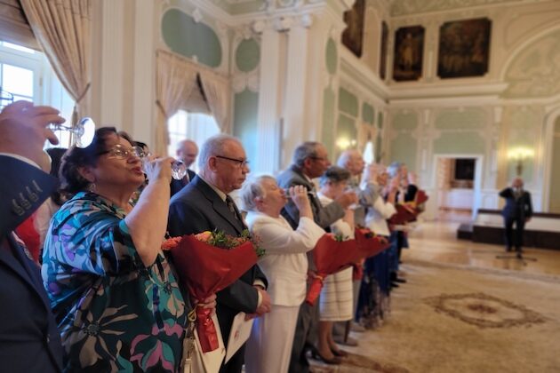 Złote gody w Białymstoku. Do Pałacu Branickich zaproszono 146 par wraz z rodzinami