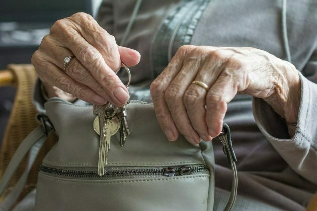 Ilu stulatków mamy w Podlaskiem? Dostają dodatkowe świadczenie