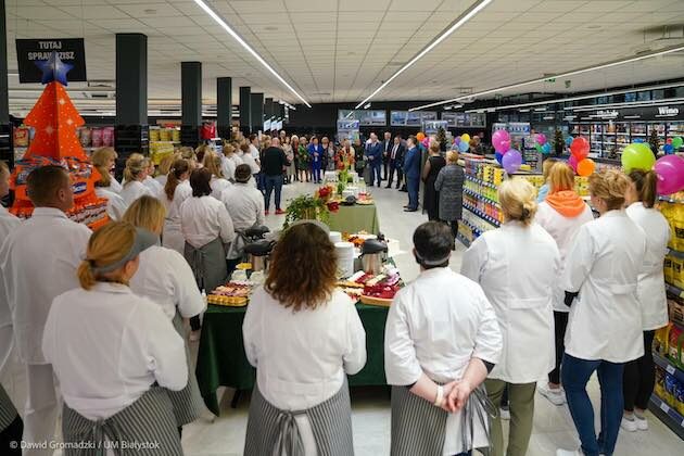 Odnowiony PSS Społem już otwarty. Supermarket robi wrażenie! [ZDJĘCIA]