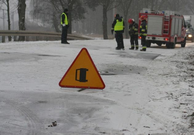 Wypadek wojskowej ciężarówki na Podlasiu. Są poszkodowani [AKTUALIZACJA] 