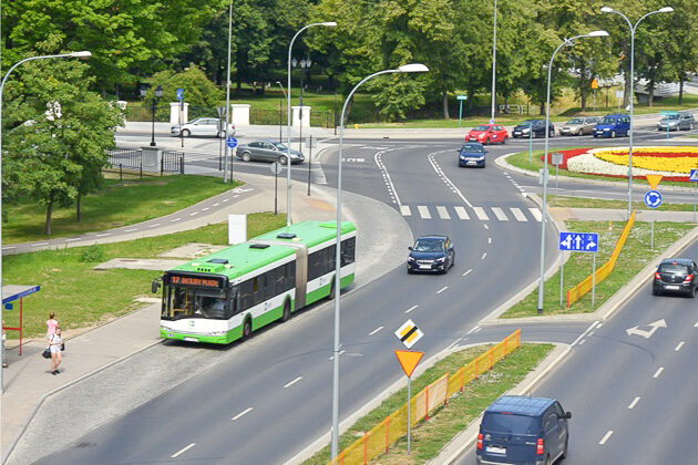 Czy po Białymstoku jeździ się sprawnie? Ten raport pokazuje, że jak najbardziej