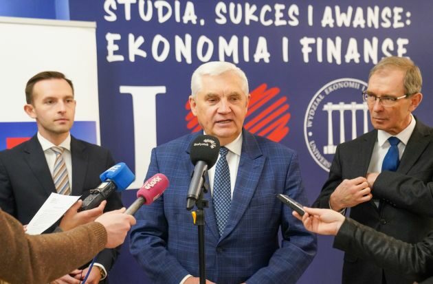 Samorządowcy z całej Polski spotkali się w Białymstoku. Narzekali na poprzedni rząd