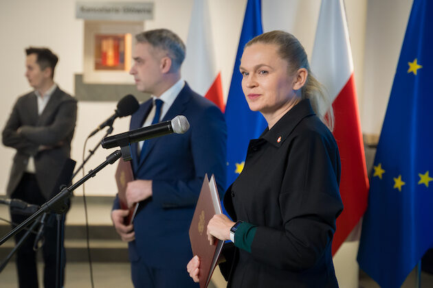 Uczniowie już nie dostaną laptopów. Program zawieszony. Sprawa trafiła do prokuratury