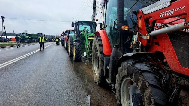 Protest rolników. Blokady dróg sparaliżują województwo podlaskie [LISTA]