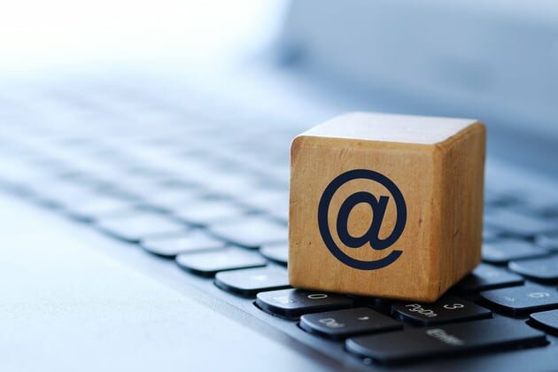 Korzyści wykorzystania firmowej poczty e-mail