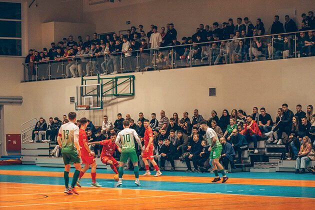 Świetna oprawa i siedem goli. Za nami gorące derby Białegostoku