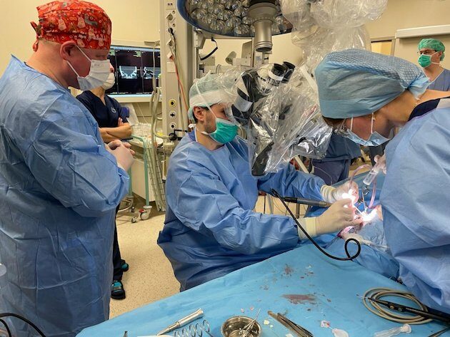 Pierwsza taka operacja na Podlasiu. Lekarze wszczepili innowacyjny implant