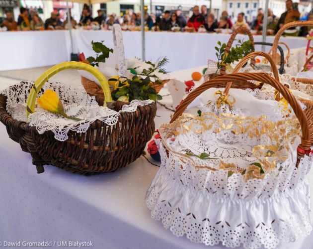 Święcenie pokarmów na białostockim Rynku