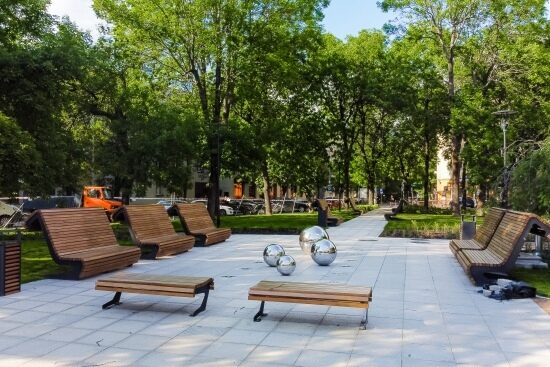 Odnowienie skweru im. Adamowicza kosztowało 2,7 mln zł. Jak teraz wygląda? [ZDJĘCIA]