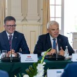 Trwa szczyt w Białymstoku. Gospodarzem jest marszałek Szymon Hołownia