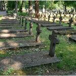 Białostoczanie posprzątali największą wojskową nekropolię w mieście