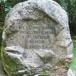 Przeleciał Atlantyk w garniturze. Władze Białegostoku planują odnowić jego pomnik 