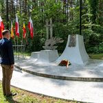 Mija 81 lat od okrutnej rzezi. Wiceprezydent oddał hołd ofiarom