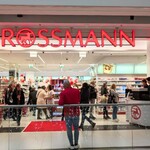 Drogeria Rossmann w Galerii Jurowiecka ponownie otwarta. Sklep przeszedł dużą zmianę