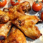 Aromatyczne skrzydełka w sosie BBQ. Prosty przepis na grillowy hit!
