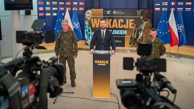 „Wakacje z wojskiem” – 27 dni szkolenia i prawie 6 tys. zł brutto dla ochotników