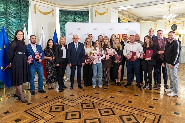 Wielkie pieniądze dla sportowców. Prezydent wręczył nagrody