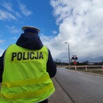 Białostoccy policjanci kontrolowali przejazdy kolejowe. Pomagał im dron