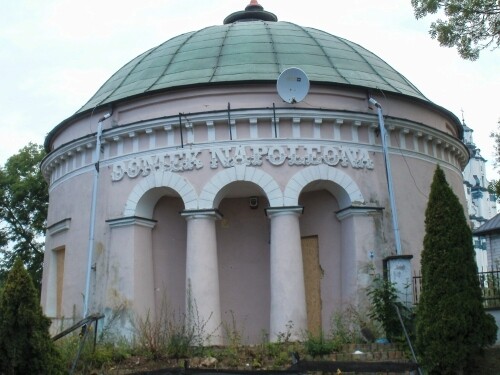 Nowe osiedle tuż obok Domku Napoleona? Decyzja należy do radnych