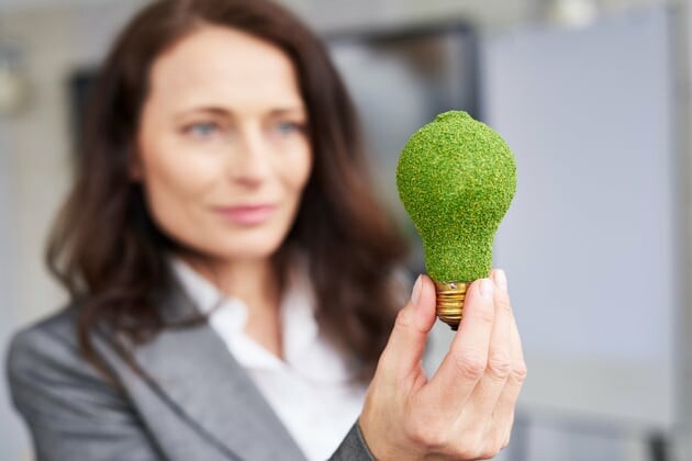 Zarządzanie energią w firmie – jak uniknąć niepotrzebnych wydatków?