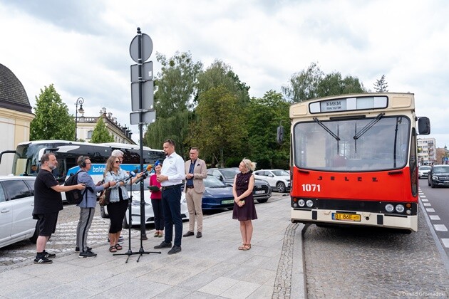 Zabytkowe autobusy znów na trasie. Ruszają wakacyjne wycieczki po Białymstoku