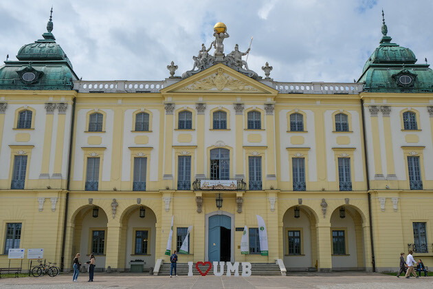 Uniwersytet Medyczny w Białymstoku liderem wśród polskich uczelni medycznych