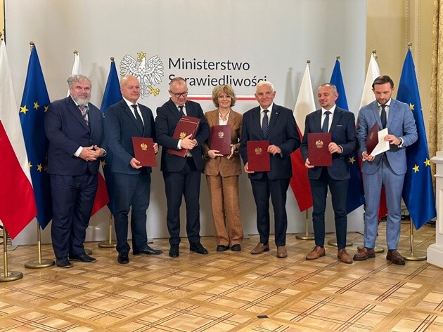 Białystok wspiera ławników sądowych. Prezydent podpisał ważne porozumienie