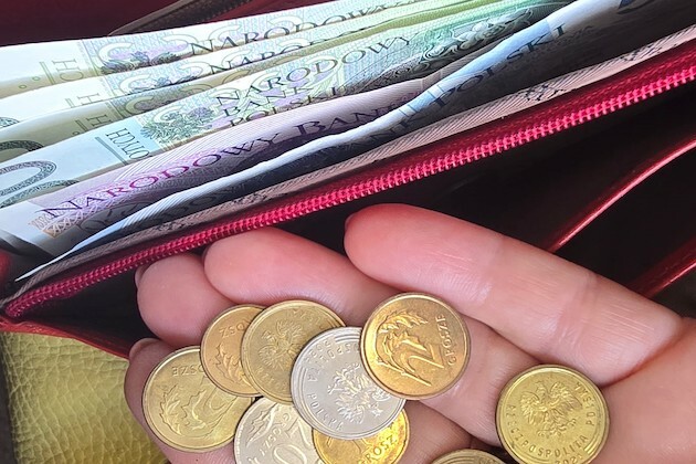 Ile osób z województwa podlaskiego otrzymało już rentę wdowią?