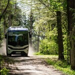 Uczniowie jeżdżą bez ograniczeń, dzieci z rodzicami za darmo. Oferta PKS na lato