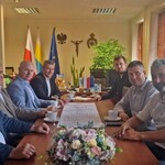 Przejścia, windy i bałagan. Łapy domagają się poprawek po inwestycji kolejowej