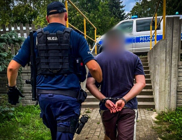Syn zaatakował ojca nożem. Grozi mu 5 lat więzienia